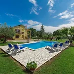 Ferienwohnung Residence Adelia, Unweit Von Porec
